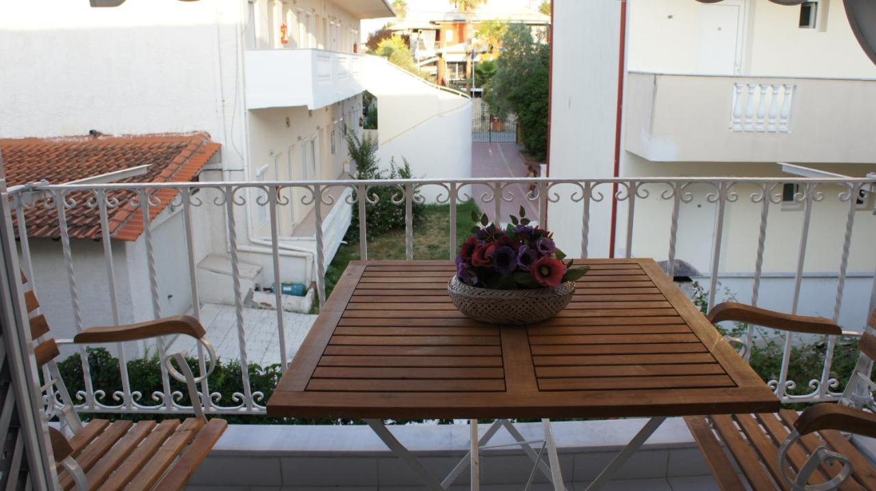 Apartment Christina Пефкохори Экстерьер фото