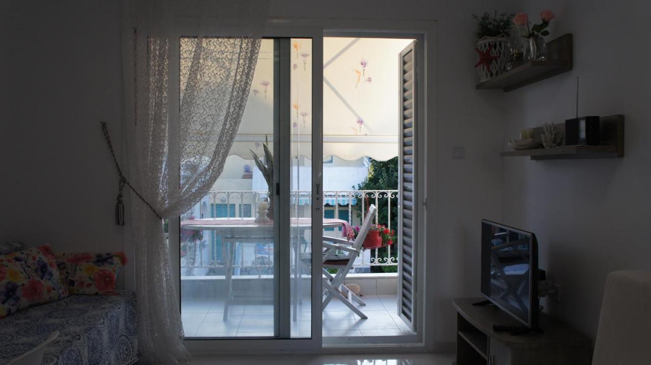 Apartment Christina Пефкохори Экстерьер фото