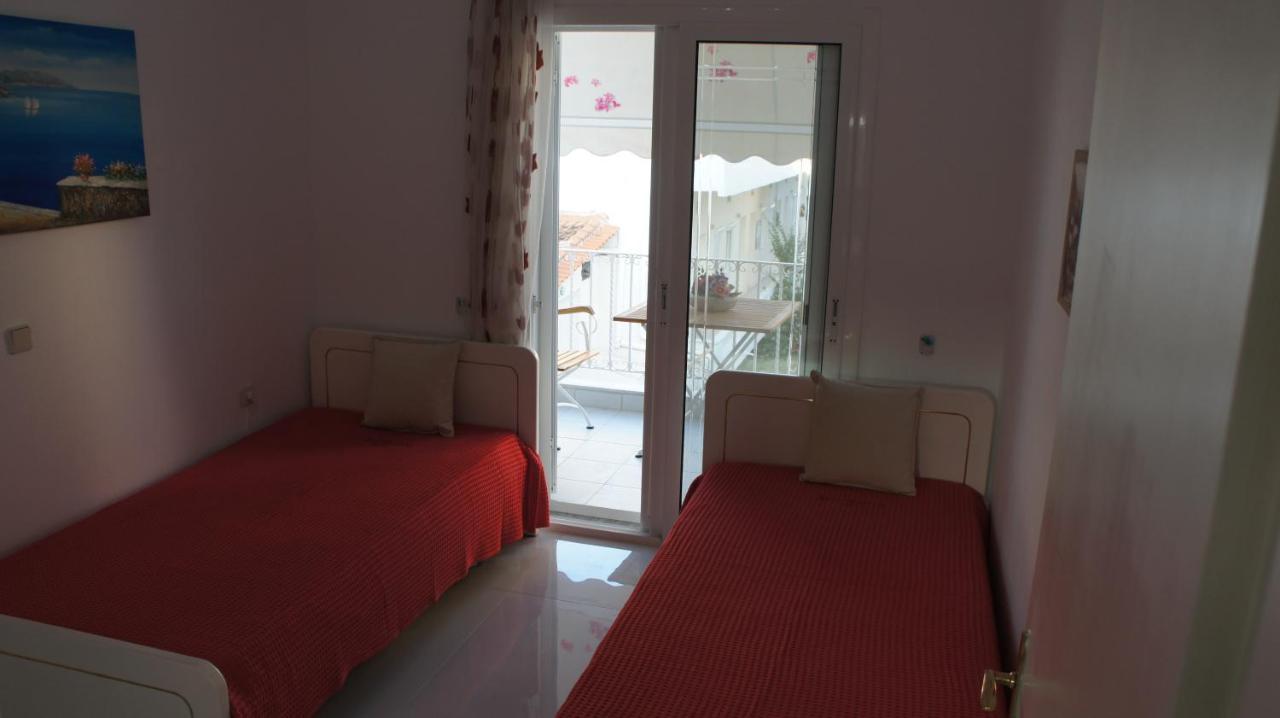 Apartment Christina Пефкохори Экстерьер фото